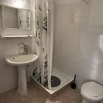 בית הארחה Aniiza